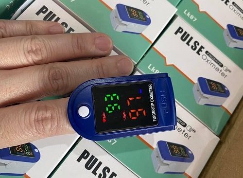 Máy đo nồng độ oxy Pulse Oximeter LK88 giá bao nhiêu?-2
