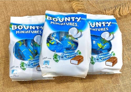 Review kẹo socola nhân dừa Bounty Miniatures-3